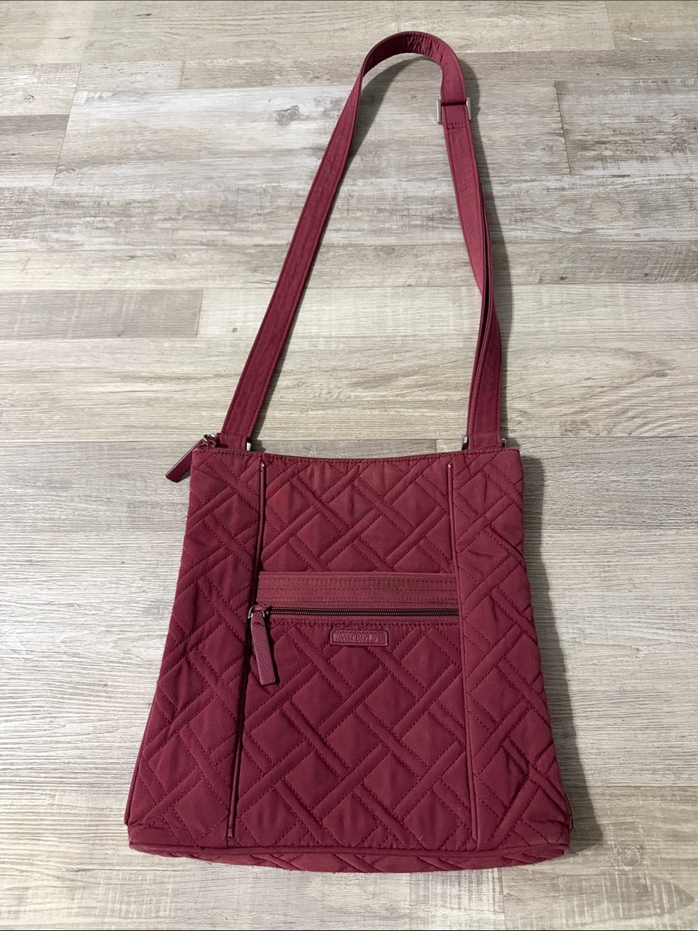 Women’s Vera Bradley shoulder bag